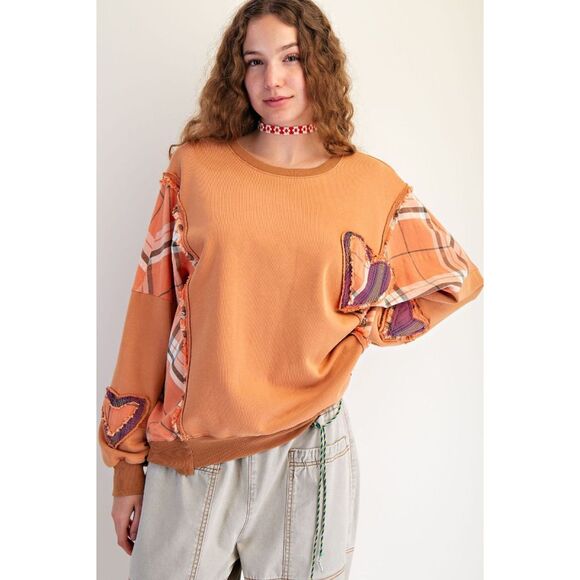 1003 EASEL Medium Heart Plaid Flannel Patch Mineral Washed Pullover Sweatshirt - Picture 4 of 5